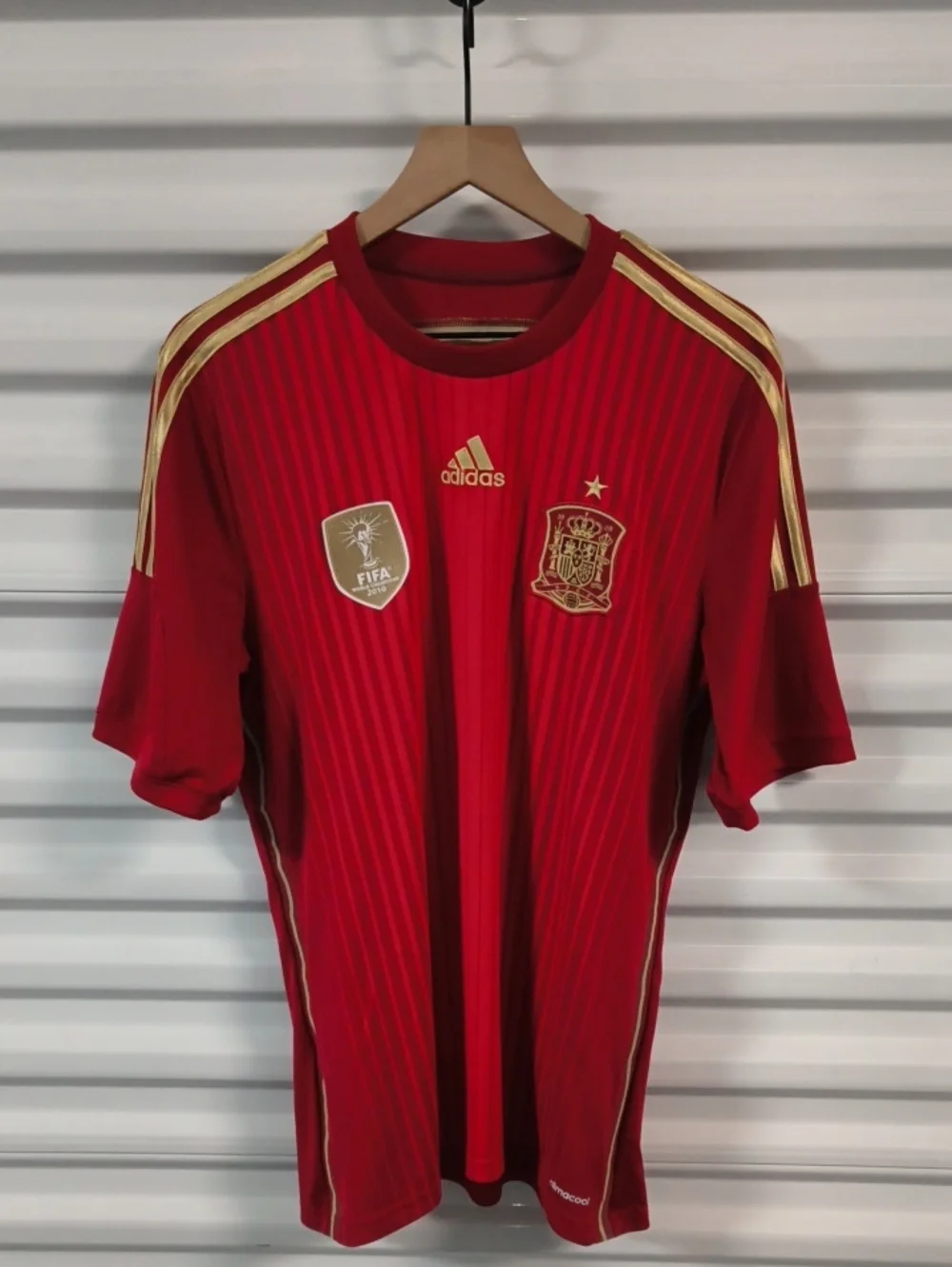 Adidas Climacool Spain FIFA 2010 World Cup World Champions Soccer Jersey Adult L